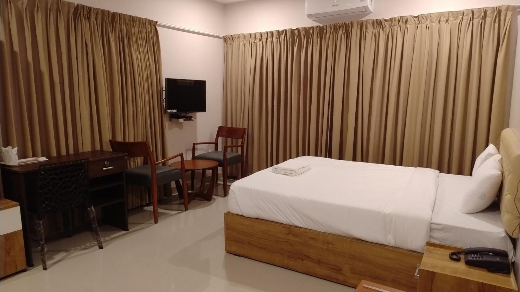 Gateway Airport Hotel Kannur Eksteriør billede